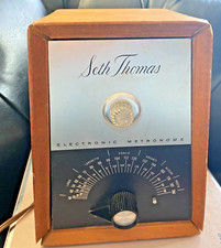 Vintage Seth Thomas Metrônomo Eletrônico Light Up Pulse feito nos EUA funcionando comprar usado  Enviando para Brazil