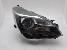Toyota yaris headlamp for sale  SOUTHAMPTON