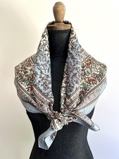 Carré foulard hermès d'occasion  Les Mureaux
