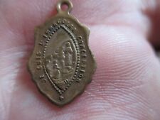 Ancienne médaille religieuse d'occasion  Prades