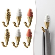 Crochets muraux crème d'occasion  Expédié en France