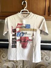 Camiseta Vintage Chicago Bulls 5 Time NBA Champions Tamanho Médio comprar usado  Enviando para Brazil