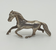 Estatueta de cavalo italiana 800 prata maciça miniatura, usado comprar usado Estatueta de cavalo italiana 800 prata maciça miniatura, usado comprar usado  Enviando para Brazil