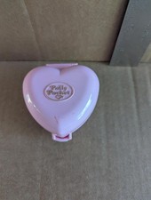 Vintage 1993 Polly Pocket Kozy Kitties Pets Cottage Pink Heart Compact, używany na sprzedaż  Wysyłka do Poland