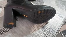Stivaletti neri timberland usato  Genova
