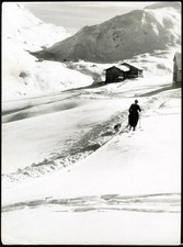Vintage courmayeur passeggiata usato  Roma