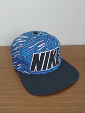 Cappello nike snapback usato  Matera