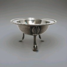 Antico piccolo vassoio usato Antico piccolo vassoio usato  Italia