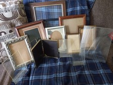 8 picture 5 x 11 frames for sale 8 picture 5 x 11 frames for sale Lapeer