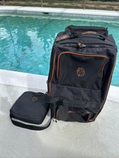 Akona adventure gear for sale Akona adventure gear for sale  Maitland