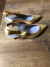 Scarpe con tacco usato  Cremona