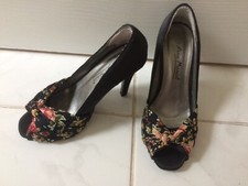 Anne michelle peep for sale  CHIGWELL