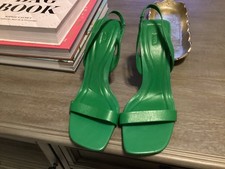 Sandálias de salto Zara em verde, novas sem caixa, tamanho 41. Lindo ❗️❗️ comprar usado  Enviando para Brazil