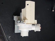 Usado, ELECTROLUX 5304514775 CONJUNTO DE BOMBA DE SISTEMA DE JATO DE DRENAGEM DE LAVADORA NOVO EM FOLHA comprar usado  Enviando para Brazil