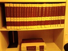 The World book encyclopedia comprar usado  Enviando para Brazil