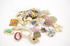500g vintage brooches for sale  LEEDS