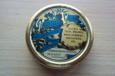 scatola pastiglie valda usato scatola pastiglie valda usato Trieste