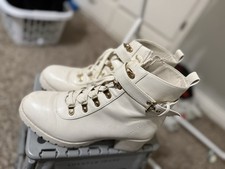Wild pair women for sale  Ontario