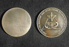 Insigne militaire centre d'occasion Insigne militaire centre d'occasion  Meung-sur-Loire