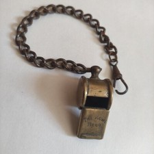 Sifflet police anglais d'occasion  Montlouis-sur-Loire
