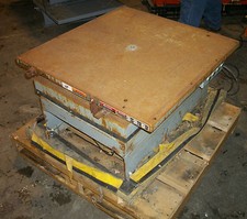American lifts electric for sale  Friendship