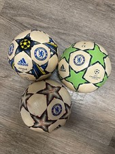 Conjunto de 3 mini bolas: Adidas Chelsea FC, UCL, tamanho 1 comprar usado  Enviando para Brazil