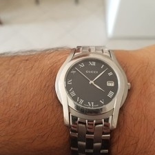 Swiss made gucci d'occasion  Expédié en Belgium