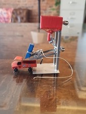 Brinquedo de construção vintage em miniatura em estanho escala 1:12 com tremonha, carrinho, caminhão funcionando, usado comprar usado  Enviando para Brazil