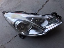Faro anteriore destro usato  Italia