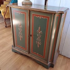 Credenzino laccato decorato usato  Pescara