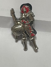 Usado, Pin Hard Rock Cafe Philadelphia Silver & Red Pirate Girl com guitarra Flying V comprar usado  Enviando para Brazil