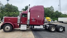 2017 peterbilt 389 for sale  New Kensington