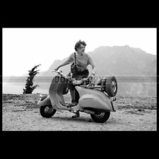 Photo .000053 vespa d'occasion  Martinvast