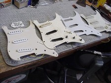4 Fender Squier? Captadores de peças Strat Stratocaster captadores de guitarra peças Luthier comprar usado  Enviando para Brazil