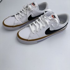 Nike women sneakers for sale  Oswego