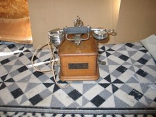Ancien téléphone 1910 d'occasion  Sanguinet