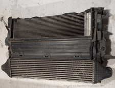 Radiatore per volvo usato  Volpago del Montello