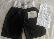 Muhammad ali signed d'occasion  Expédié en Belgium