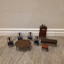 Conjunto de móveis vintage de mogno Queen Anne para casa de bonecas da década de 1970 em miniatura comprar usado  Enviando para Brazil