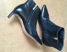 New bennett women for sale  LONDON