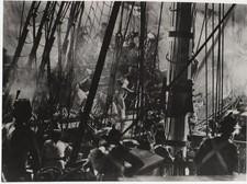 Capitaine casse cou d'occasion Capitaine casse cou d'occasion  Paris XVIII