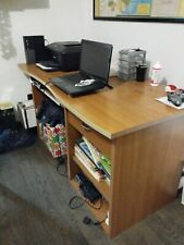 Scrivania per computer usato  Vado Ligure