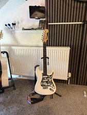 Fender squier stratocaster for sale  PUDSEY