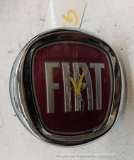 stemma fregio logo fiat punto evo usato stemma fregio logo fiat punto evo usato Italia