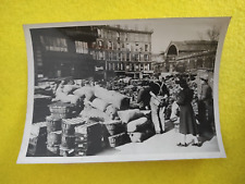 Photo halles centrales d'occasion  Piney