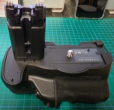Vertical battery grip for sale  MAIDSTONE
