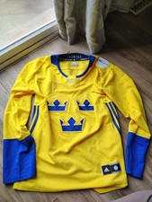 Adidas authentic team for sale  Savannah