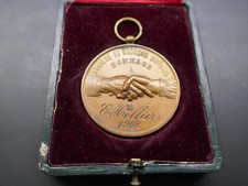 Médaille symbole franc d'occasion  Ajaccio-