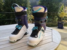 Salomon mountain explore for sale  SKIPTON