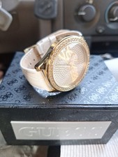Dois relógios femininos Guess com caixa, usado comprar usado  Enviando para Brazil